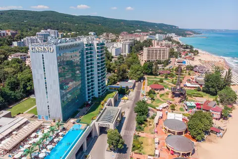 International Hotel Casino & Tower Suites in СПА център Ривиера Бийч — foto 20