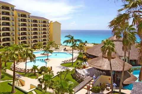 Emporio Cancun in La Organica