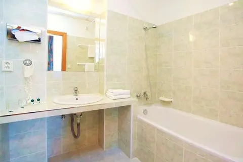 Hotel Merkur in Praag — foto 12