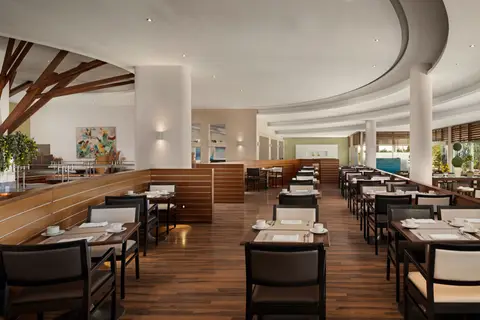Mediterranean Beach Hotel in Agios Tychonos — foto 13