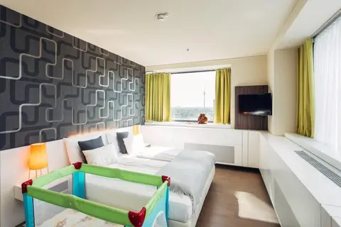 harry’s home Wien Millennium Tower in Wenen — foto 17