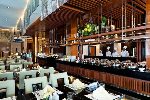Royal Princess Lam Luang in Bangkok — foto 6