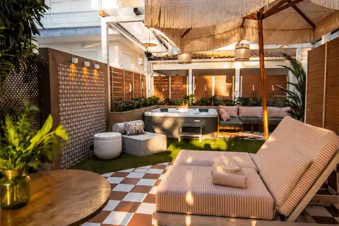 ELLE Rooms & Suites in Κατερίνη