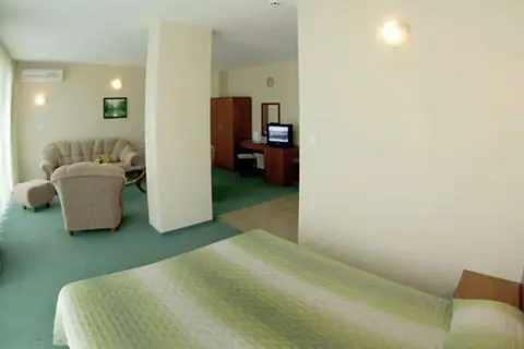 Hotel L&B in Несебър — foto 6