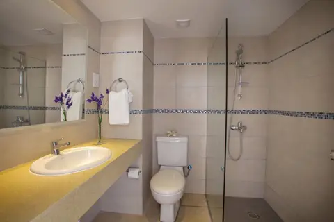 Mayfair Hotel in Paphos — foto 25