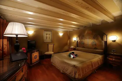 Hotel Colombina in Venetië — foto 22
