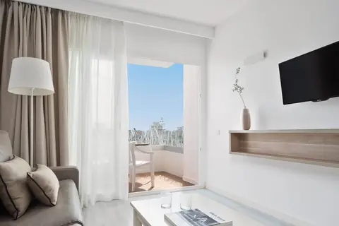 Puerto Azul Suite Hotel in Port de Pollença — foto 7