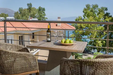 Meliti Waterfront Suites in Sami Municipal Unit, foto 11