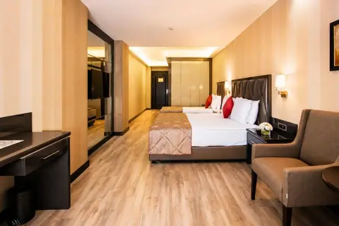 Svalinn Hotel in Gaziemir — foto 2