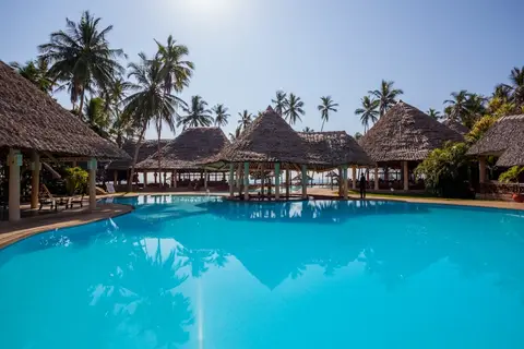 Neptune Paradise Beach Resort & Spa in Kasemeni ward — foto 13