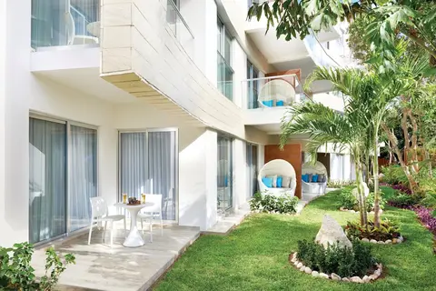 The Fives Beach Hotel & Residences in Playa del Carmen — foto 13