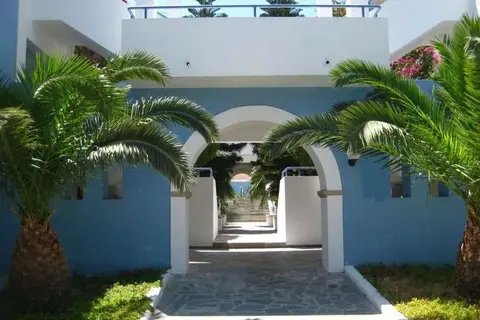 Zefiros Beach Hotel in Μυκάλη — foto 6