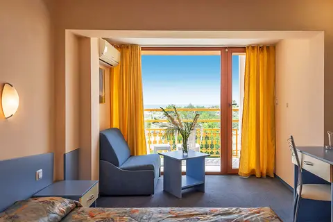 Nessebar Beach Hotel in Несебър — foto 8