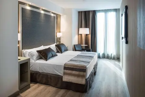 Catalonia Square Hotel in Barcelona — foto 2