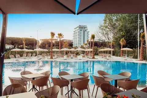 Delight Hotel & SPA in Golem