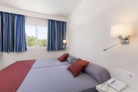 Appartementen HSM Lago Park in Muro — foto 3