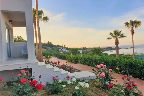 Saradari Beach Hotel in CHERSONISSOS