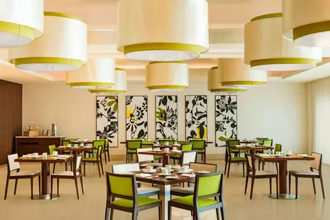 Sheraton Dubai Creek Hotel & Towers in ديرة — foto 5