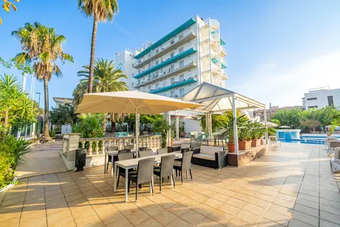 Bamblue Boutique Apartments in Pineda de Mar — foto 13