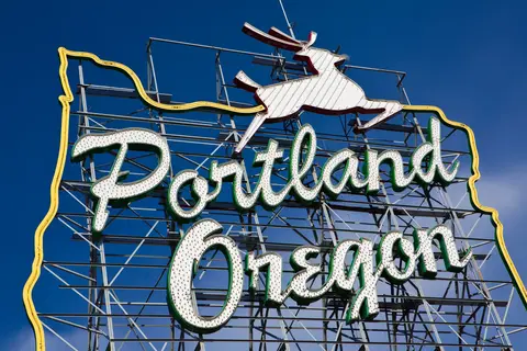 Volcanic Peaks to Sparkling Shores in Tulsa — foto 11