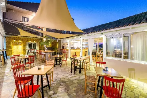 Anemos Suites by Estia in Karteros, foto 13
