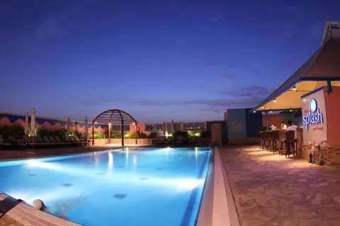 Time Grand Plaza Hotel in Dubai — foto 11