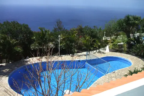 Apartments & Bungalows Finca Colón in Fuencaliente De La Palma