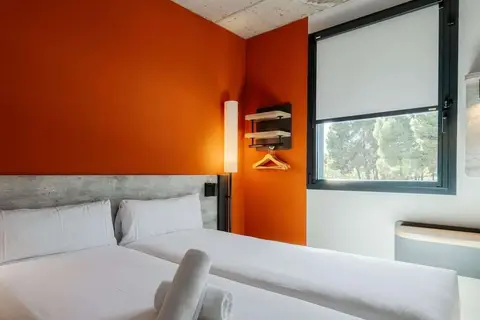 Ibis Budget Madrid Aeropuerto in Madrid — foto 2