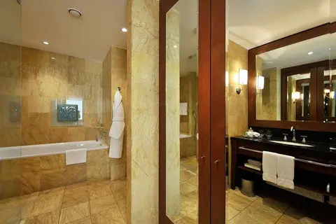 Regent Warsaw Hotel in Warschau — foto 17