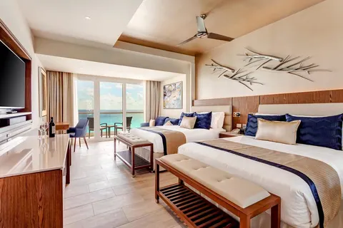 Royalton CHIC Suites Cancun Resort & Spa foto 2
