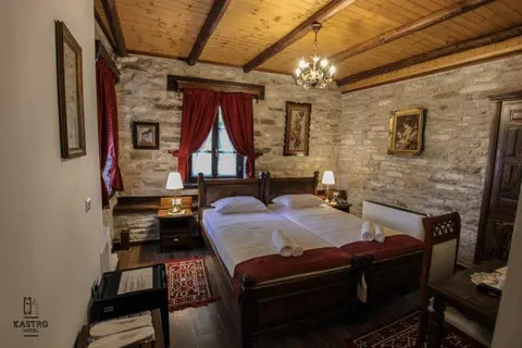 Hotel Kastro in Gjirokastra — foto 21
