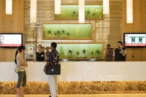 Ibis Dubai Deira City Centre in Dubai — foto 10