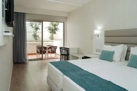 Carvi Beach Hotel in Lagos — foto 4