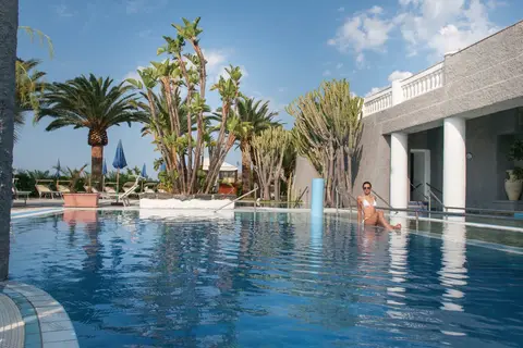 Borgo Romantica Resort & Spa in Fontana — foto 3