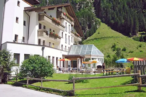 Hotel Tia Monte in Kaunertal — foto 8
