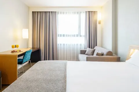 Hotel ILUNION Valencia 4 foto 4