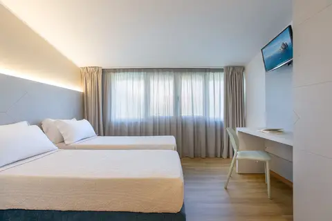 Lu' Hotel Porto Pino in Sant'anna Arresi — foto 17