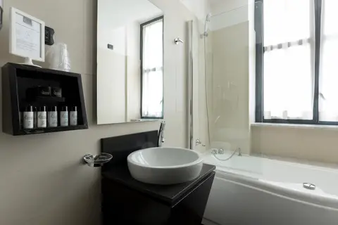 Hotel Palazzo Salgar in Napels — foto 28