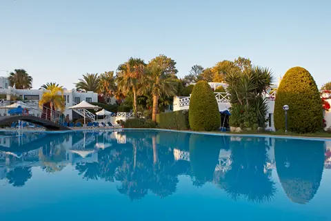 So Nice Beach Resort in Ayia Napa — foto 2