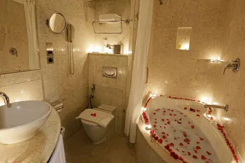 Ramada Plaza by Wyndham Dubai Deira in ديرة — foto 14