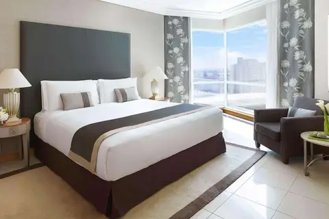 Fairmont Dubai in Dubai — foto 29