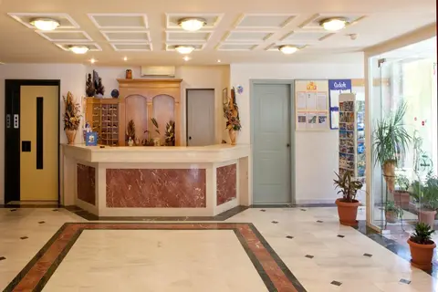 Dedalos Beach Hotel in Σφακάκι — foto 23