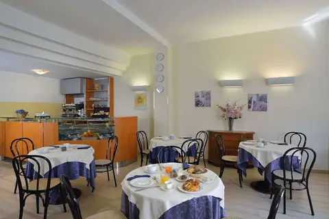 Hotel Astor Bologna in Bologna — foto 17