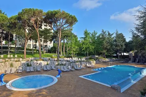Melia Grand Hermitage in Дентална клиника „Медика 3 Дент“ — foto 21