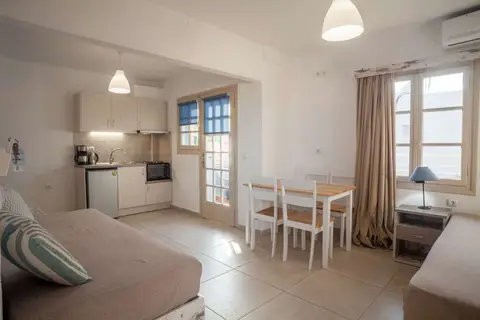Evina Rooms & Villas in Δημοτική Ενότητα Γουβών — foto 11