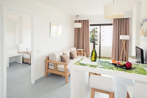 Hotel LIVVO Anamar Suites in San Bartolomé de Tirajana — foto 30