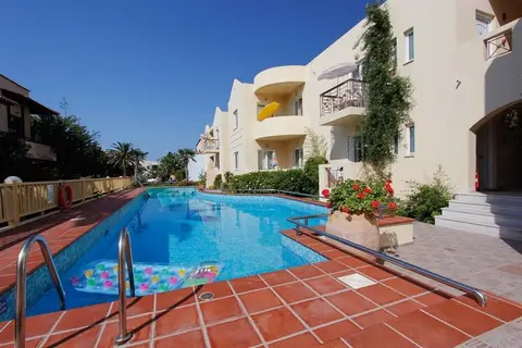 Lambrinos Suites in Platanias (Chania)