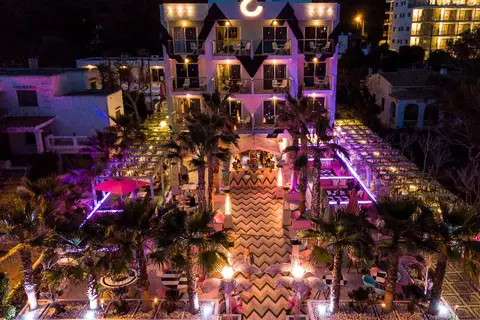 Wi-Ki-Woo Boutique Aparthotel in Sant Antoni de Portmany — foto 29