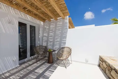 Adama Boutique Hotel in Ψαρρού — foto 13
