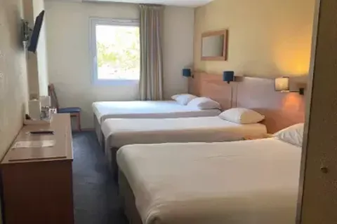 Disneyland Paris per bus - Hotel Tulip voorheen Kyriad Torcy in Coupvray — foto 9